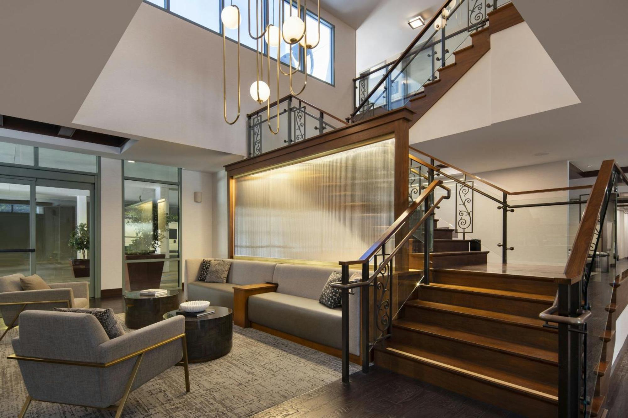 By Marriott Angeles Pasadena/old Town 3*