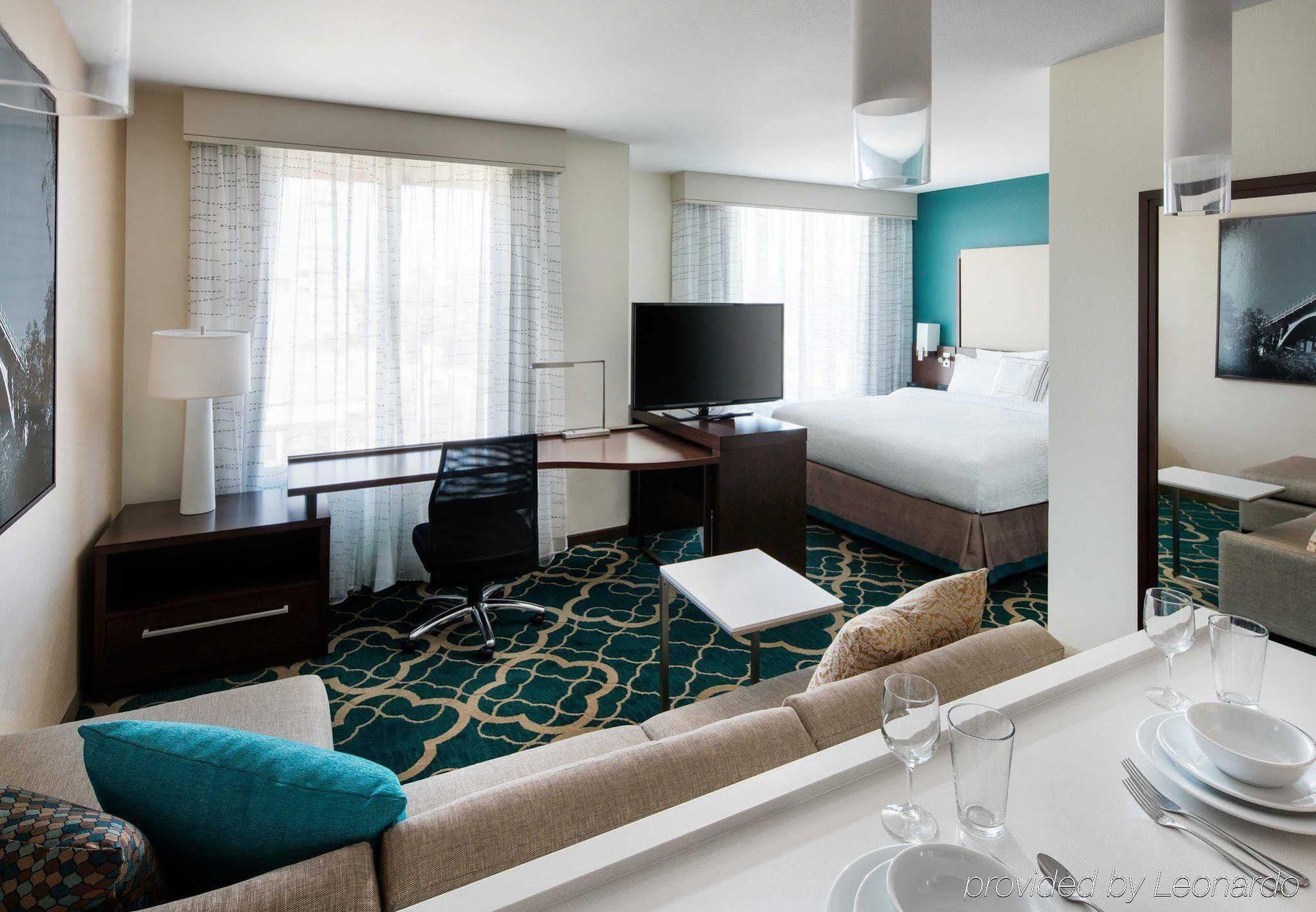 By Marriott Angeles Pasadena/old Town 3*